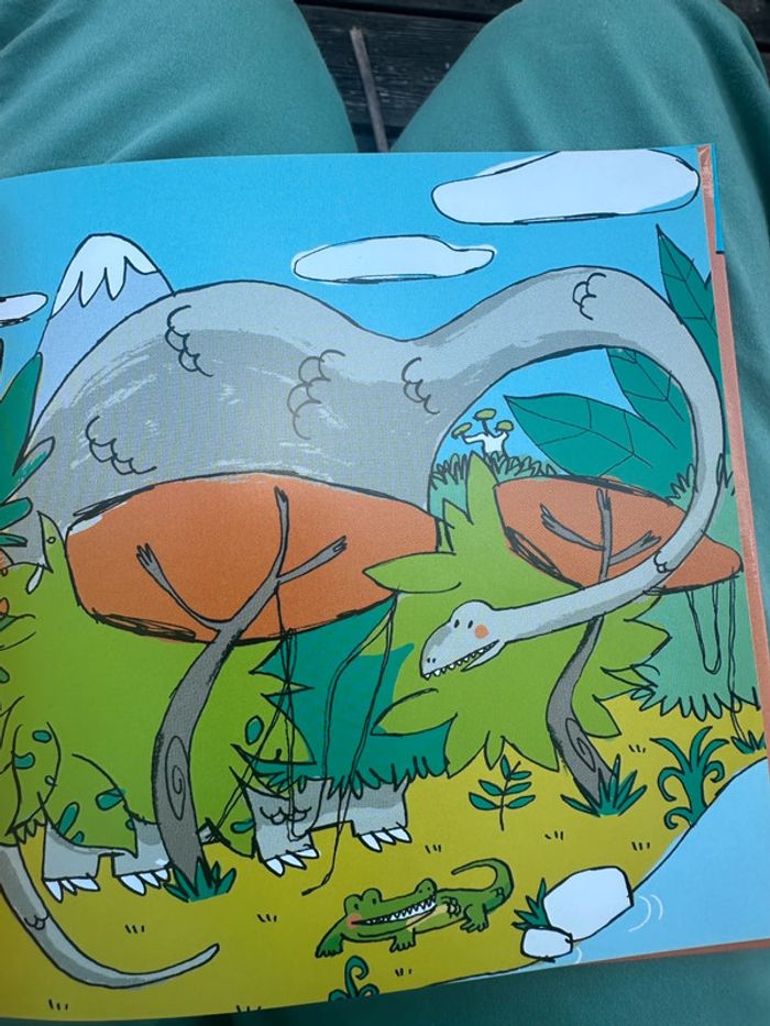 Livre album Mais pourquoi a-t-on des poils ? 1 réponse vraie fausse Le petit musc infos questions - photo numéro 4