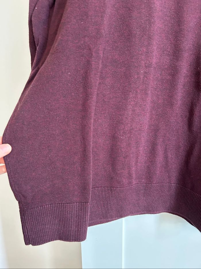 Pull Col V violet foncé Homme C&A Taille L - photo numéro 3