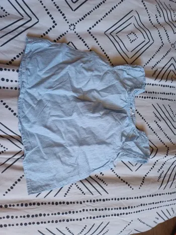 T-shirt manche courte taille 4-6mois