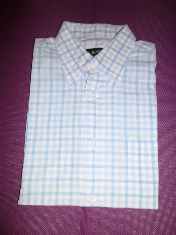 chemise manche courte bleu ciel hugo BOSS taille 41