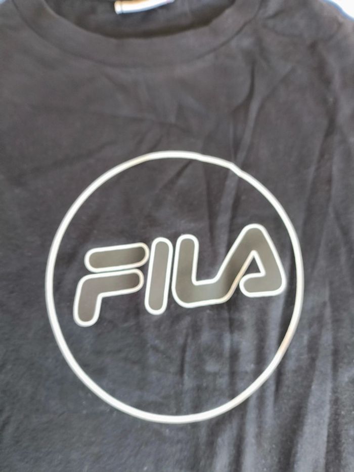 Tee-shirt Fila taille xs - photo numéro 4