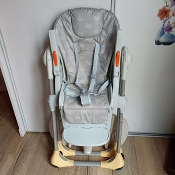 Chaise haute réglable 