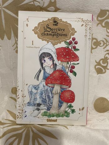 Manga La sorcière aux champignons tome 1