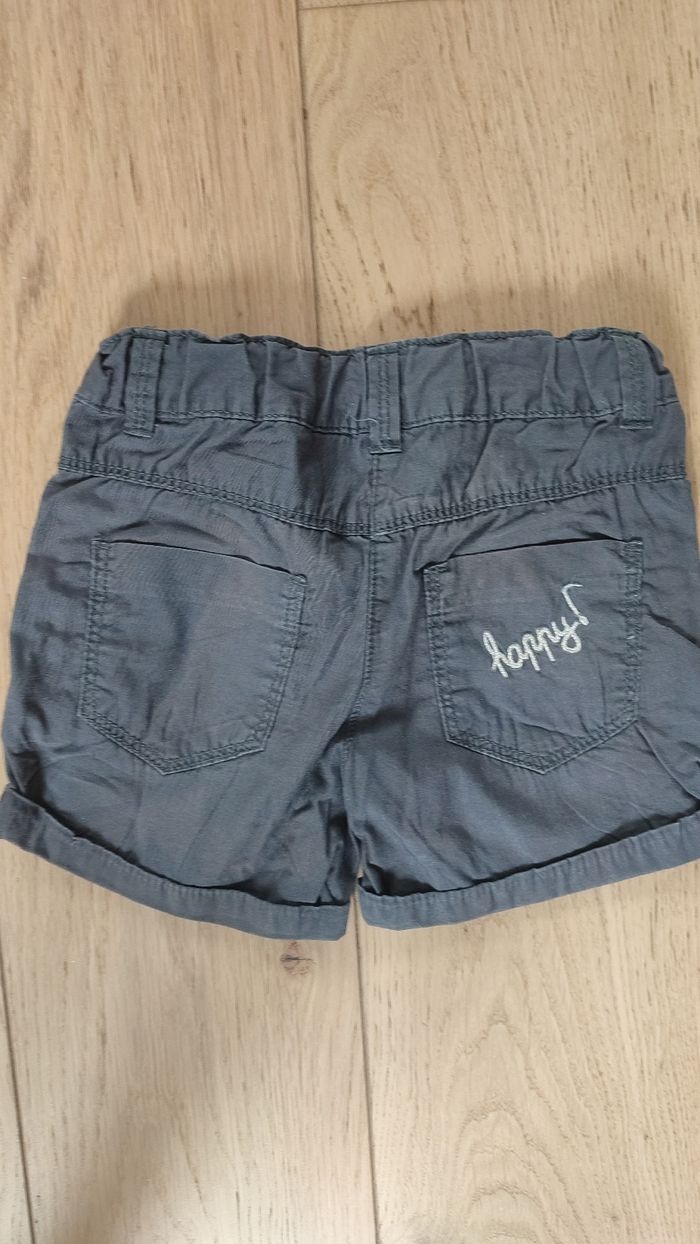 Short Kiabi 3 ans - photo numéro 6