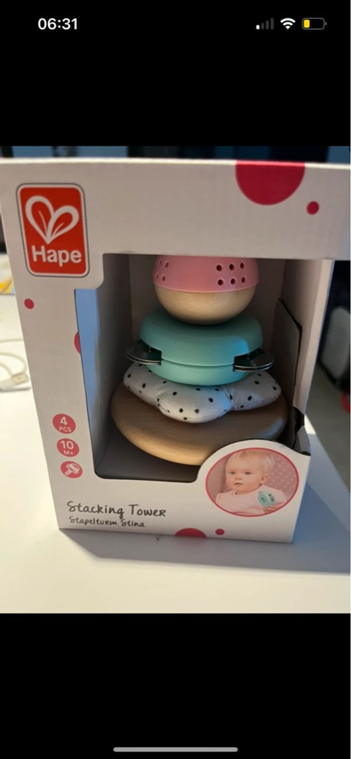 Pyramide à empiler bois et tissu - HAPE - multicolore