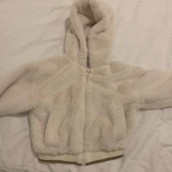 Gilet polaire fille taille 5/6 ans
