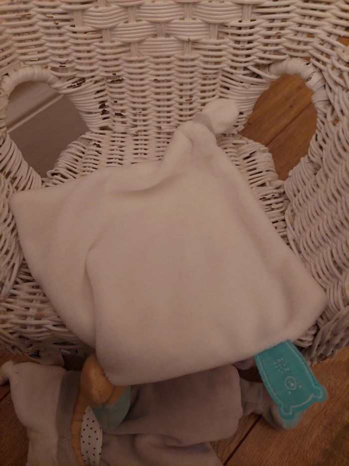 Pantin avec doudou Baby Nat' - photo numéro 7