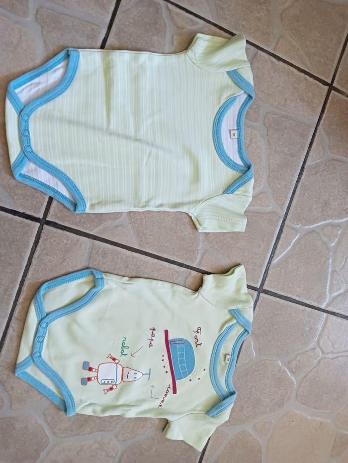 Lot de 4 body 3 mois - photo numéro 3
