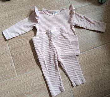 Ensemble t-shirt+ legging 3 mois