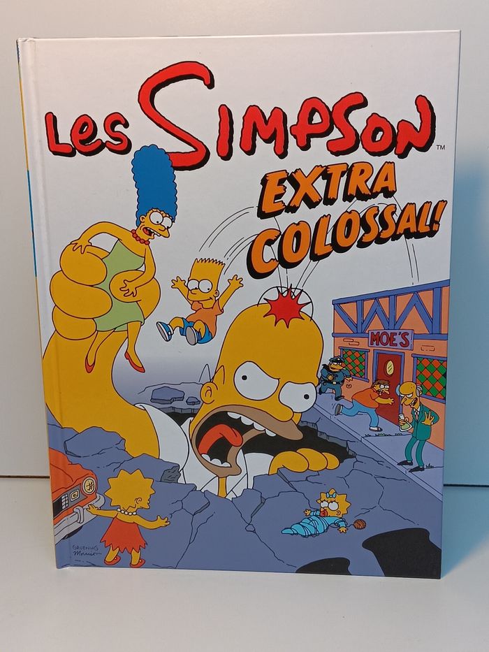 Livre Bande dessinée les Simpson Extra colossal
