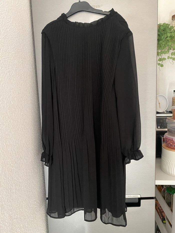 Robe plissée fluide noir Monoprix 36 - photo numéro 2