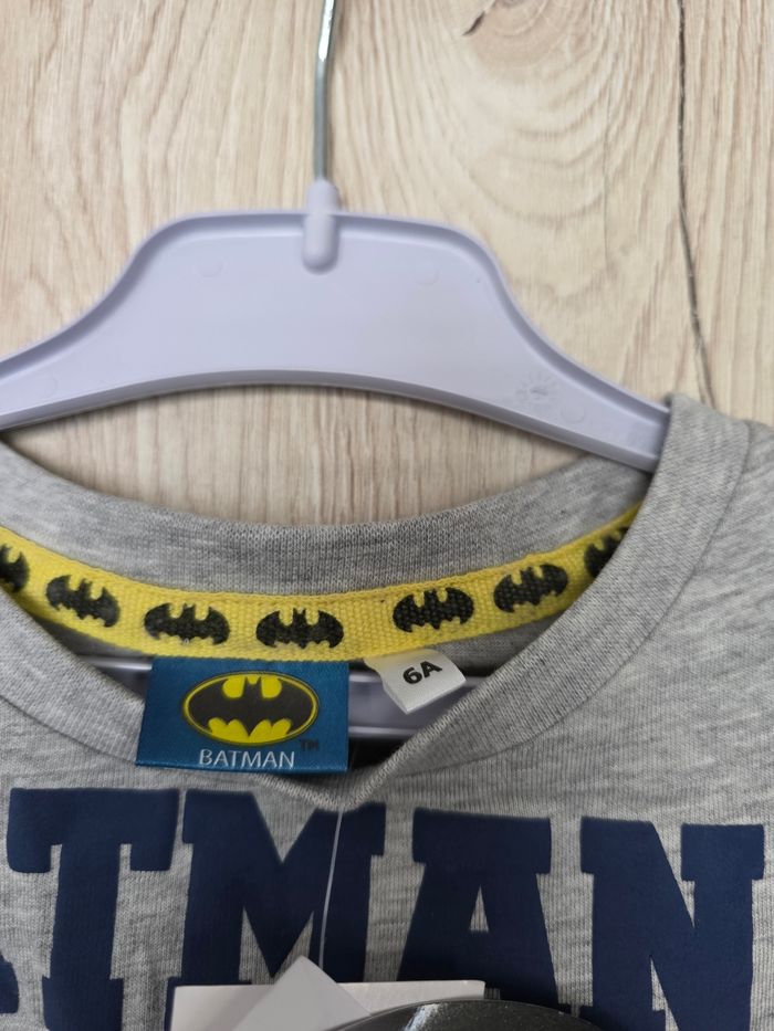 TEE-SHIRT GARÇON 👦 BATMAM TAILLE 6ANS - photo numéro 3