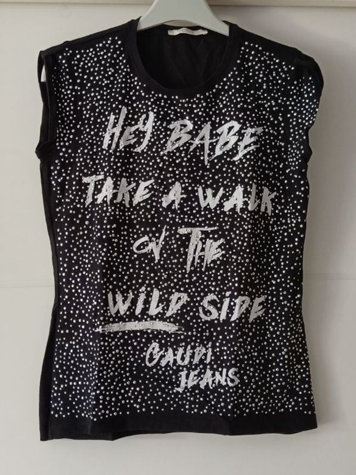 Tee-shirt noir avec sequins T M