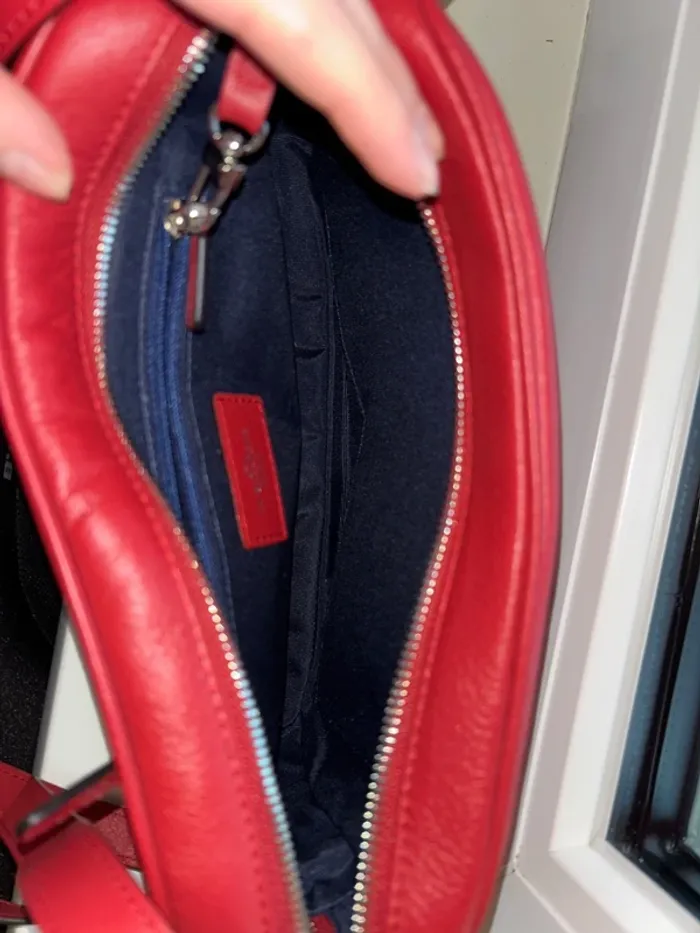 sac rouge La Bagagerie neuf - photo numéro 5