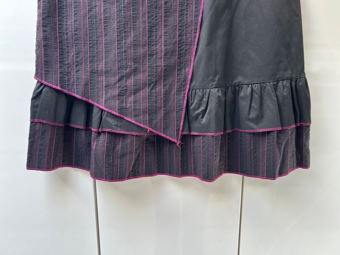 Jupe noire et violet - Taille 46/48 - photo numéro 4