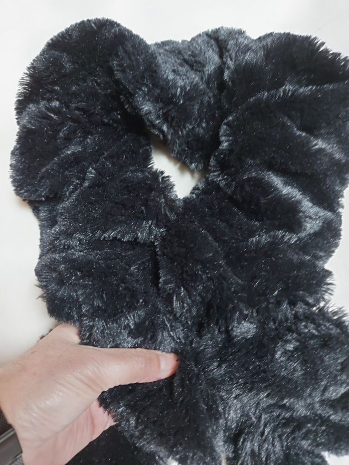 Écharpe fausse fourrure/ fille - photo numéro 5