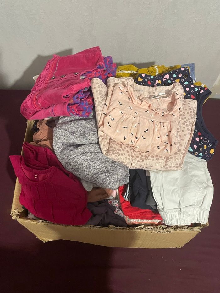 Lot de vêtements bébé fille