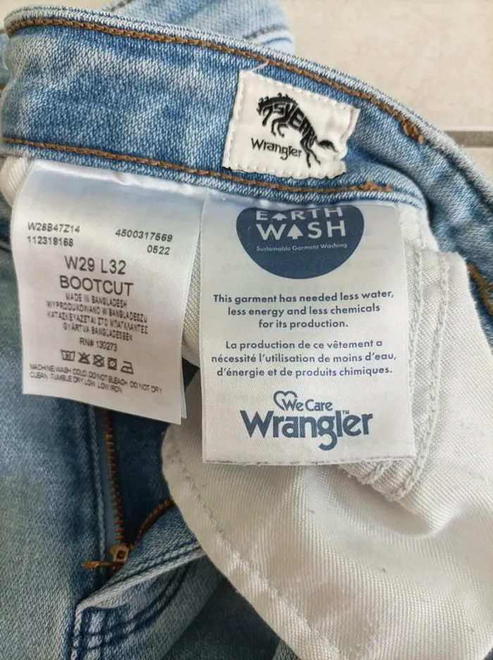 Jean Wrangler coupe Bootcut - photo numéro 3