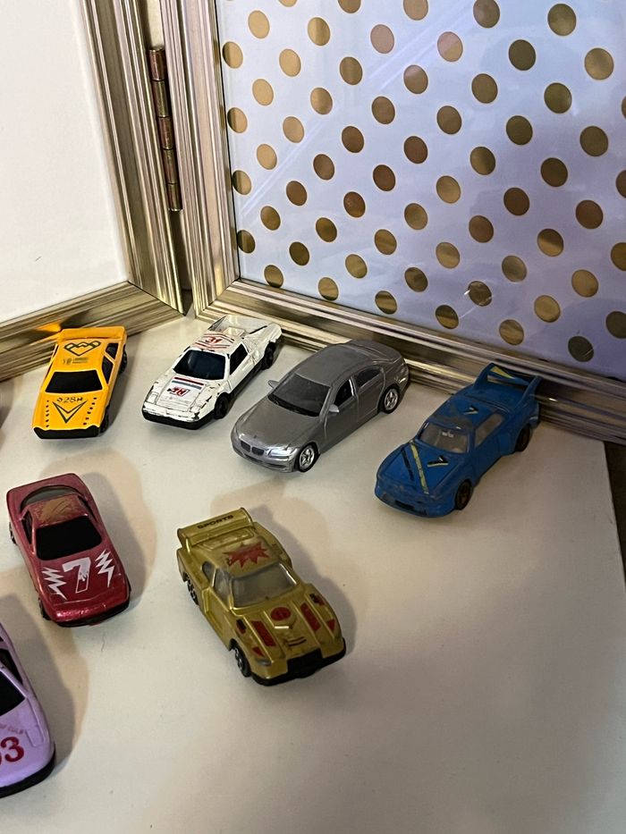 Lot de différentes voitures - photo numéro 5