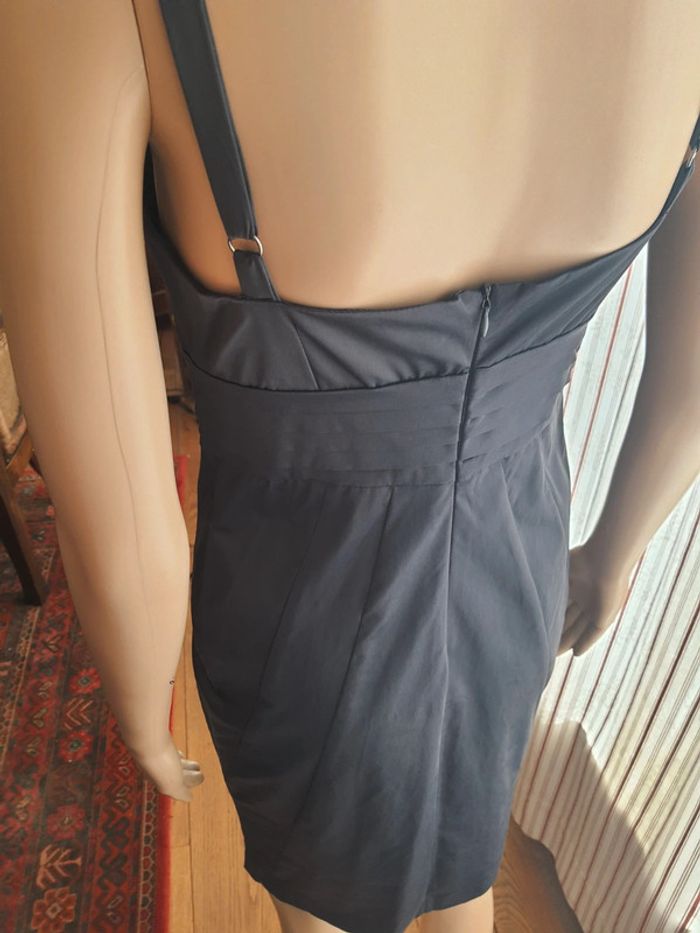 Jolie Robe grise à bretelles Tenax taille 44 - photo numéro 7