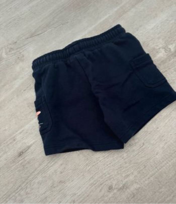 Lots 4 shorts - photo numéro 4