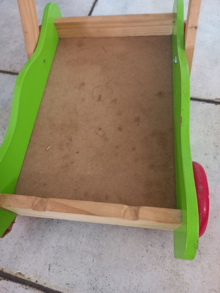 Chariot en bois - photo numéro 2