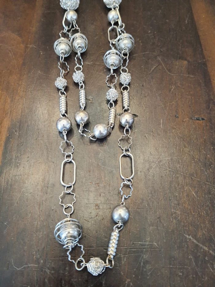 Collier moderniste années 1970. Signé LBVYR - photo numéro 12