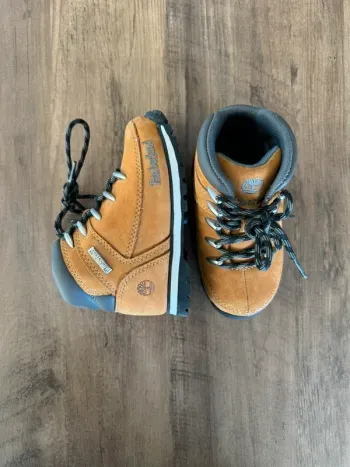Chaussures Timberland bébé - taille 26