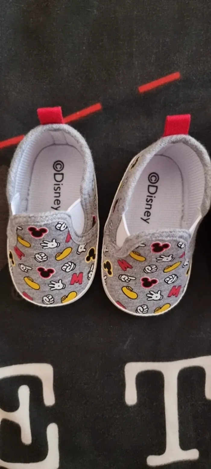 Lot chaussures - photo numéro 3