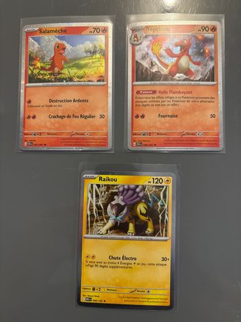 Trio cartes Pokémon holo cosmos