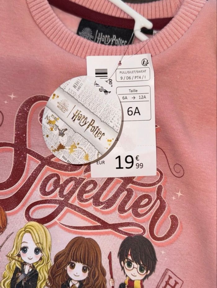 Magnifique pull rose Harry Potter 6 ans - neuf avec étiquette - photo numéro 2