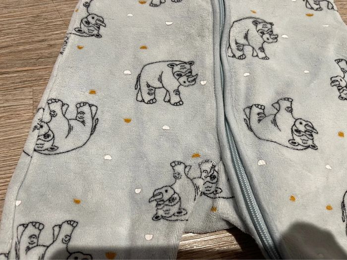 Pyjama dim - photo numéro 2