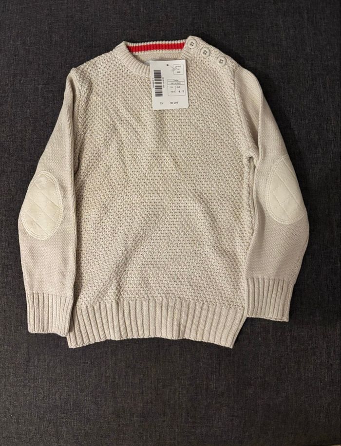 Lot de pulls et chemise