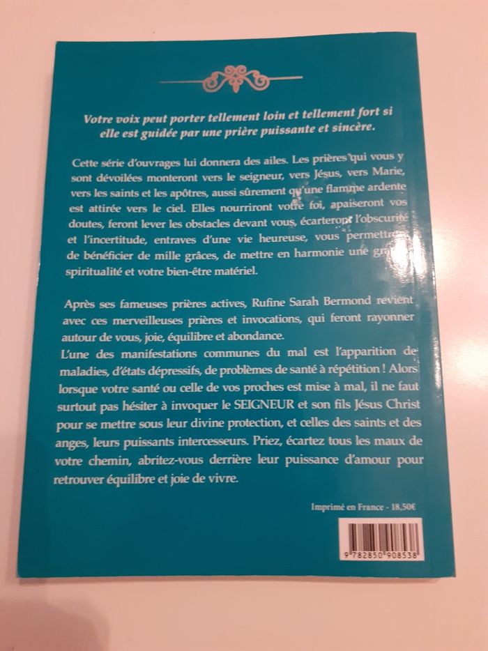 Livre " Prières secrètes de pouvoir pour la guérison, la santé et le bien-être " - photo numéro 2