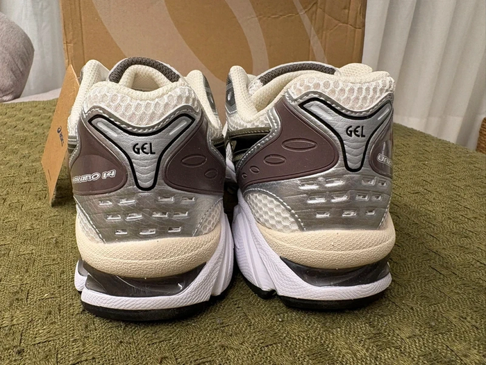 Asics Kayano 14 Taille 44.5 - photo numéro 7