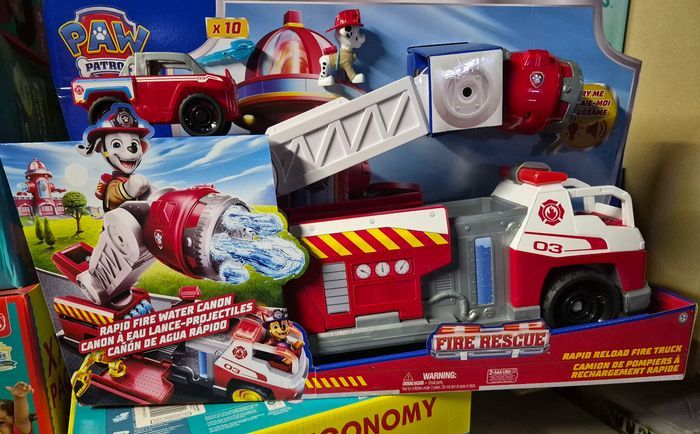 Camion pompiers PAT PATROUILLE Neuf.