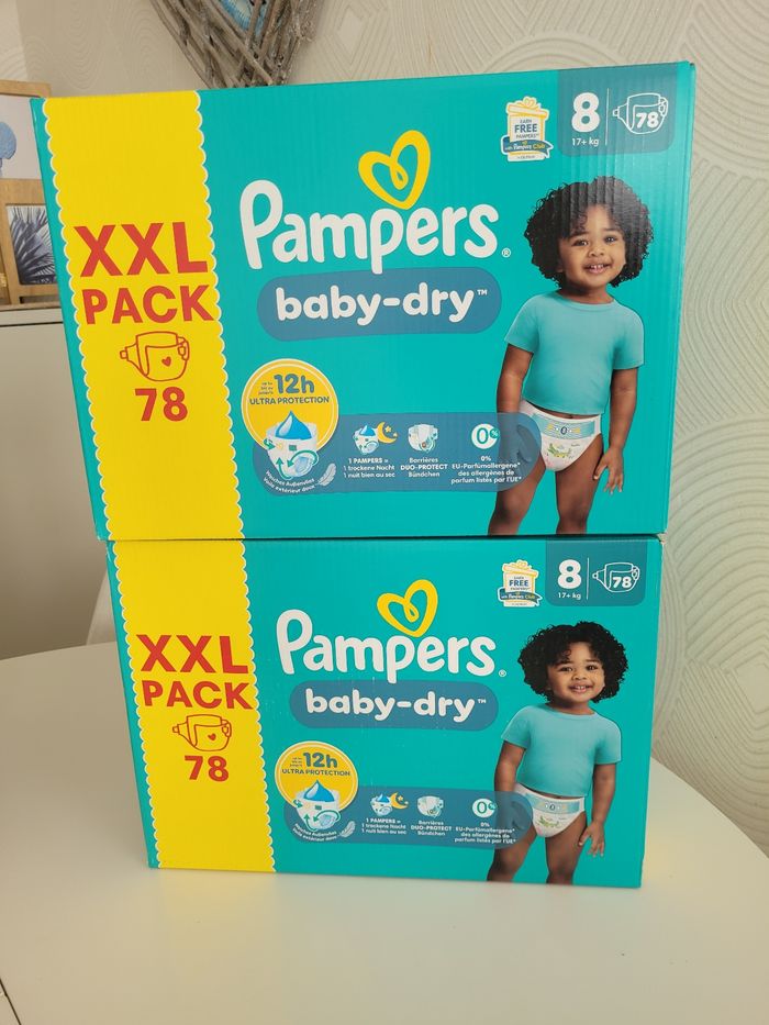 Couche pampers taille 8