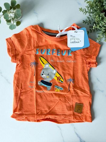 🏄 T-shirt enfant 18M 🏄