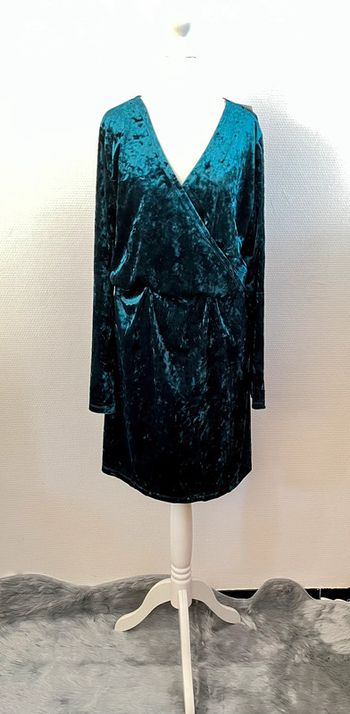 Robe verte taille 48