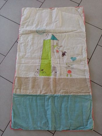 Ensemble tour de lit et sa couette pour lit bébé