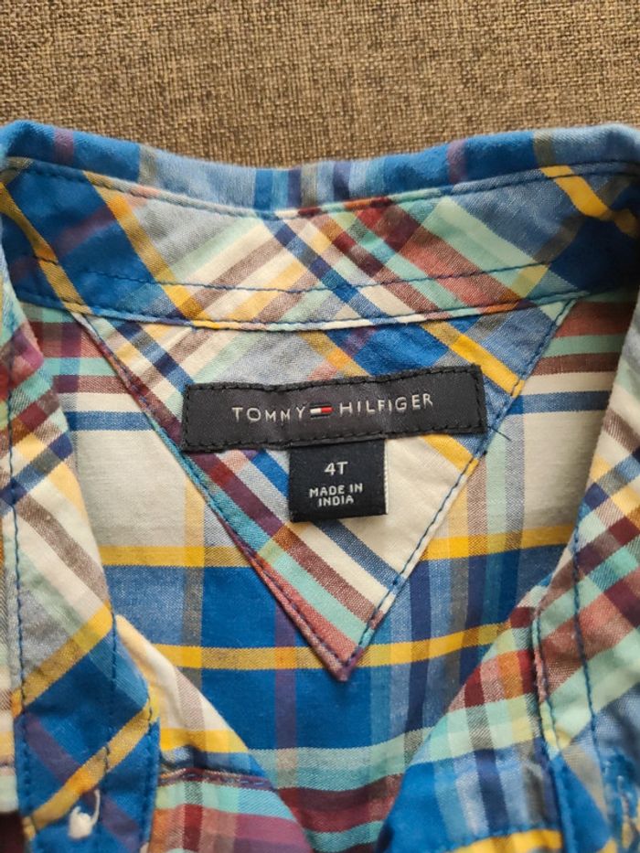 Chemise à carreaux tommy Hilfiger 4 ans - photo numéro 2
