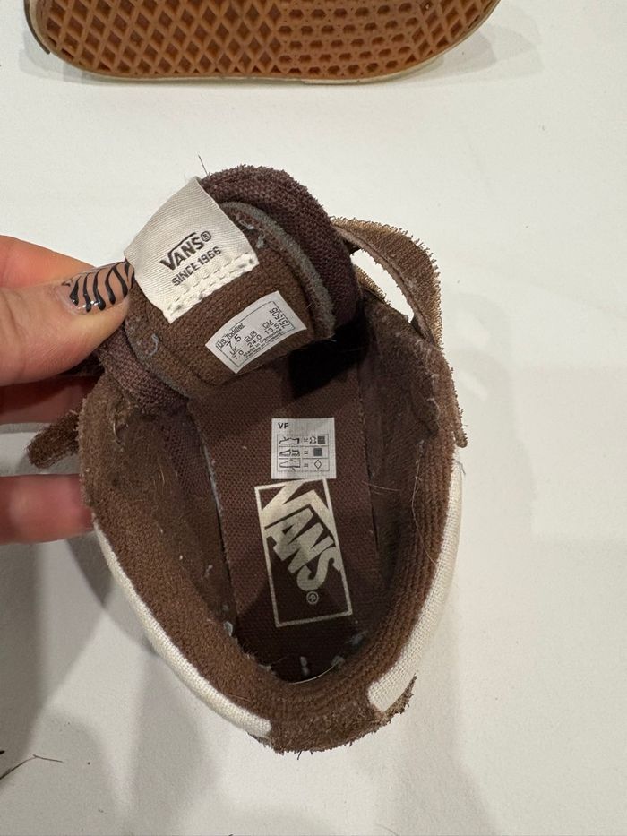 👟 Chaussures enfant montantes Vans – Tres bon état ! - photo numéro 3