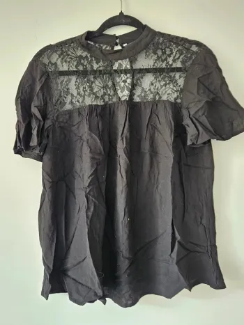 Blouse à dentelle vero moda / M