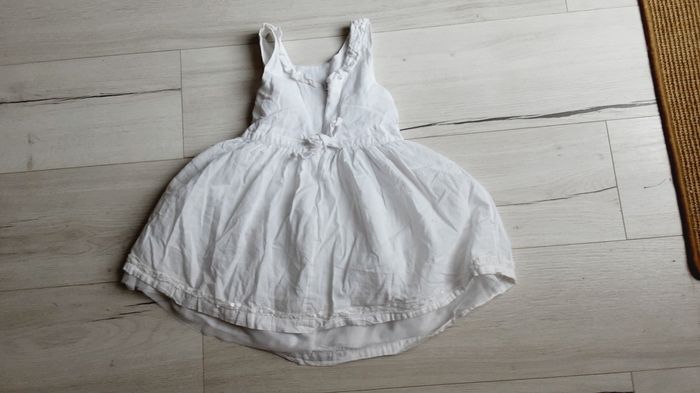 Vêtement fille robe blanche bretelles et perles brodées Du Pareil au même DPAM 5 ans - photo numéro 3