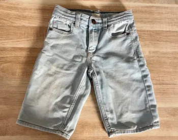 Short 7 ans
