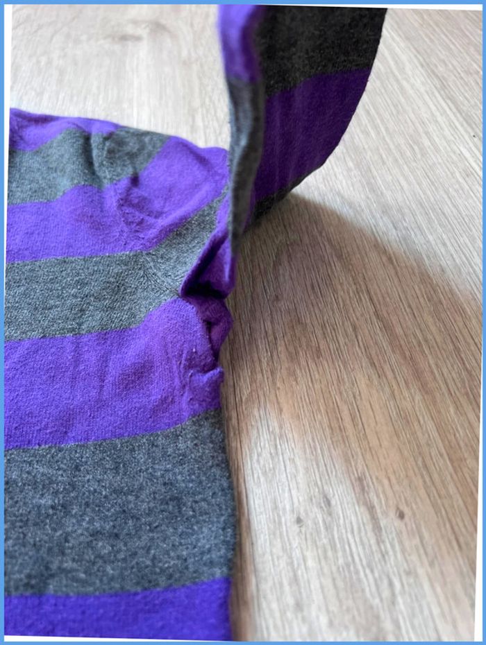 Pull femme fin col V Nautica avec logo brodé Violet et Gris Taille S - photo numéro 13