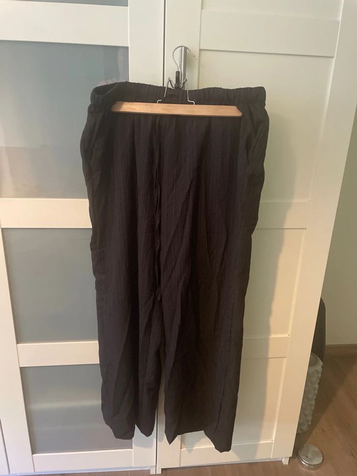 Pantalon large neuf