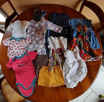 Lot de 14 vêtements pour fille 9 mois été