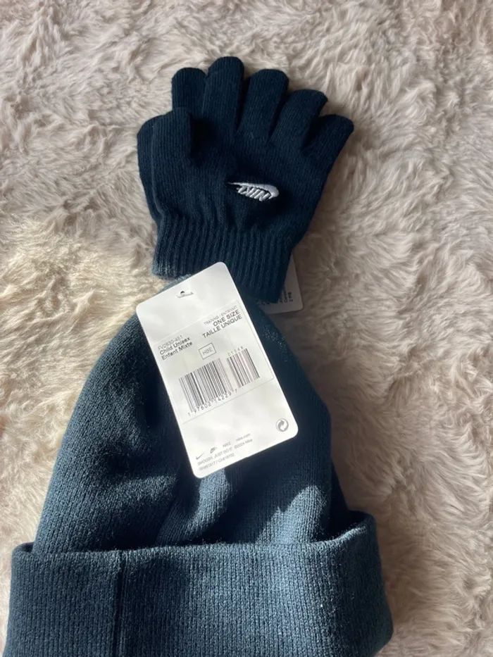 Ensemble bonnet gant Nike - photo numéro 9