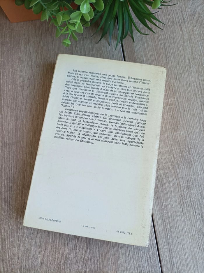 Livre Roman Sophie , La mer et la nuit Albin Michel - photo numéro 4
